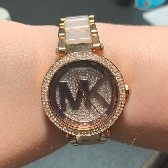 Michael Kors Accessories - Michael Kors rose gold watch